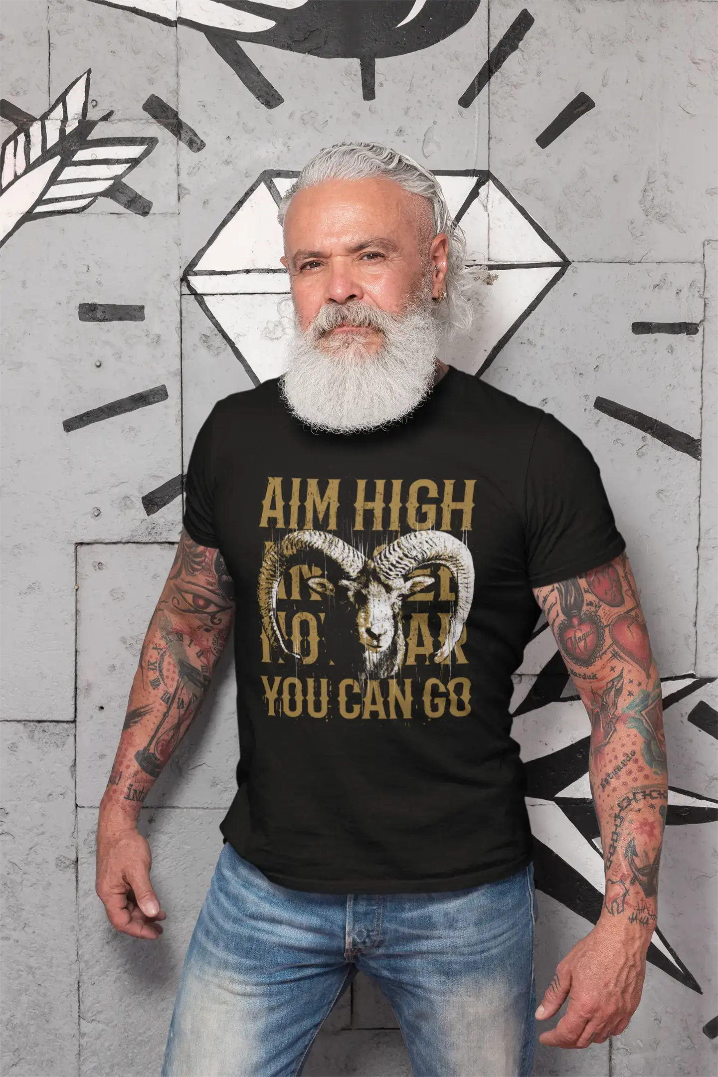 Men's short-sleeve modern vibrant urban gold shirt-ULTRABASIC Men's Graphic T-Shirt Aim High Goat Shirt - Greatest of All Times Tee