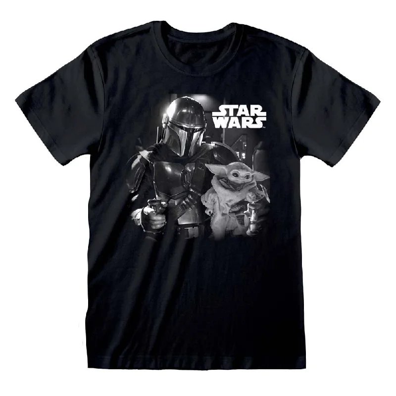 Men's short-sleeve classic sleek rolled-sleeve tee-Star Wars The Mandalorian Black & White T-Shirt