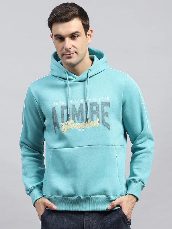 Men's hoodie with flared sleeves-Men Blue Printed Hooded Full Sleeve Sweatshirt