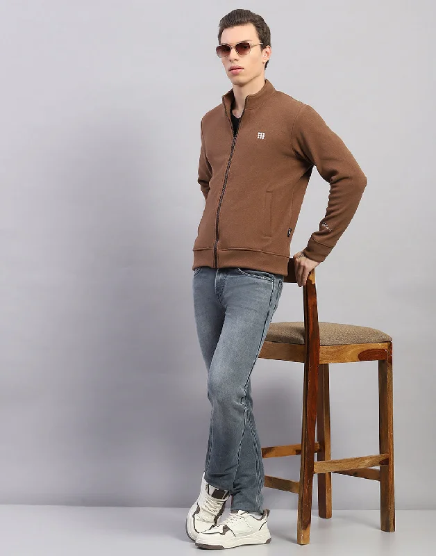 Men's hoodie for toned back-Men Brown Solid Round Neck Full Sleeve Sweatshirt