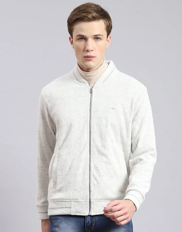 Men's hoodie for frosty walks-Men Off White Solid Mandarin Collar Full Sleeve Sweatshirt