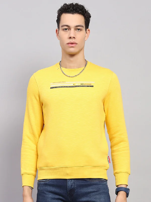 Men's hoodie for field hockey-Men Yellow Printed Round Neck Full Sleeve Sweatshirt