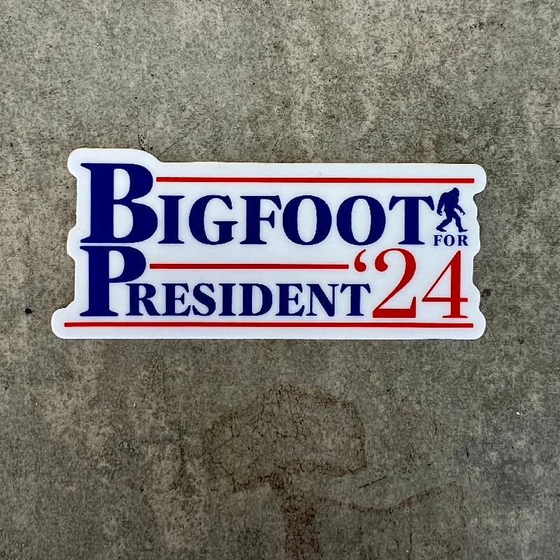 Men's short-sleeve rugged neutral cream top-Bigfoot for President Sticker