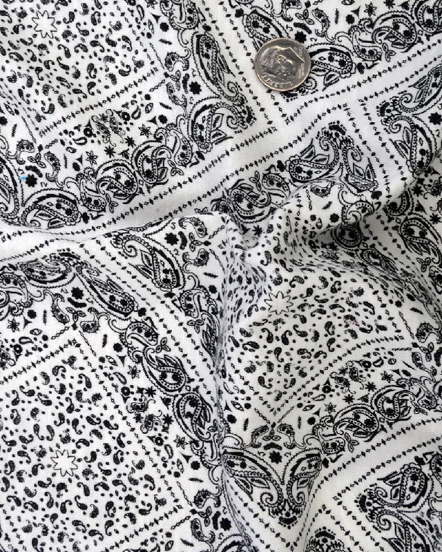 Diamond Paisley Print On White T-shirt