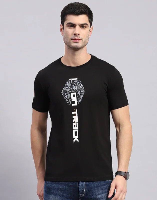 Men's short-sleeve subtle taupe tee-Men Black Printed Round Neck Half Sleeve T-Shirt