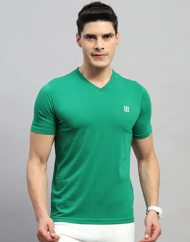 Men's short-sleeve soft lavender top-Men Green Solid V Neck Half Sleeve T-Shirt