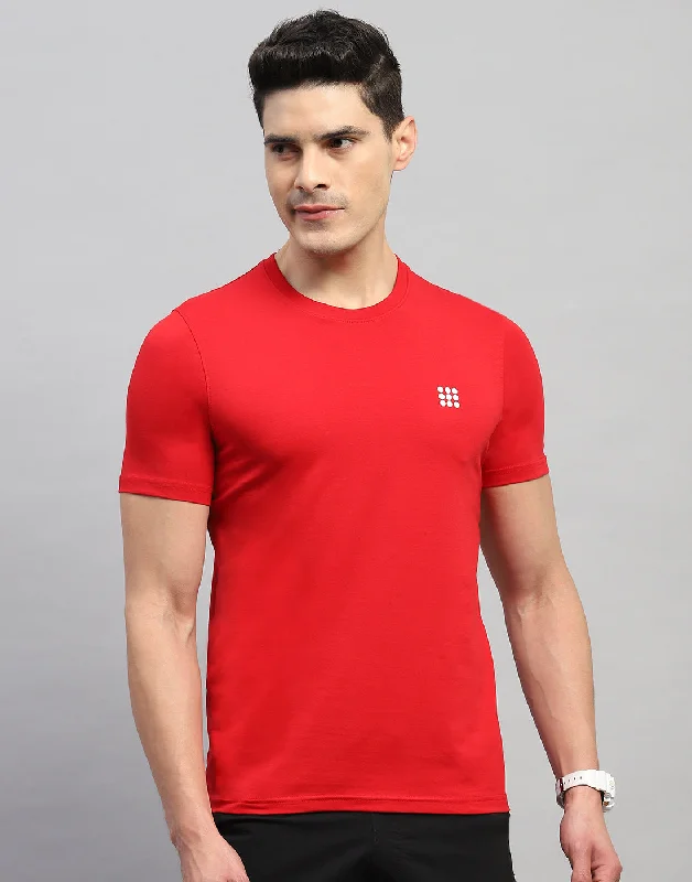 Men's short-sleeve retro cool rugged weekend top-Men Red Solid Round Neck Half Sleeve T-Shirt