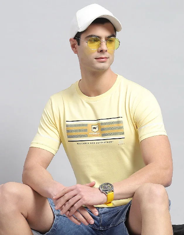 Men's short-sleeve sporty subtle elegant luxury top-Men Yellow Printed Round Neck Half Sleeve T-Shirt