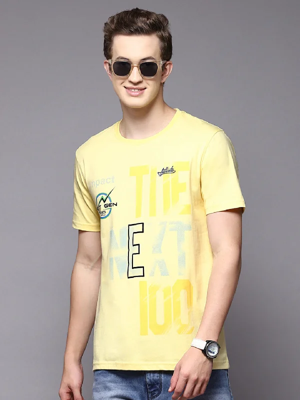 Men's short-sleeve modern vibrant sleek black top-Men Yellow Printed Round Neck Half Sleeve T-Shirts