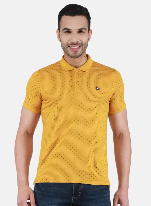 Men's short-sleeve plush Henley tee-Men Mustard Printed T-Shirt